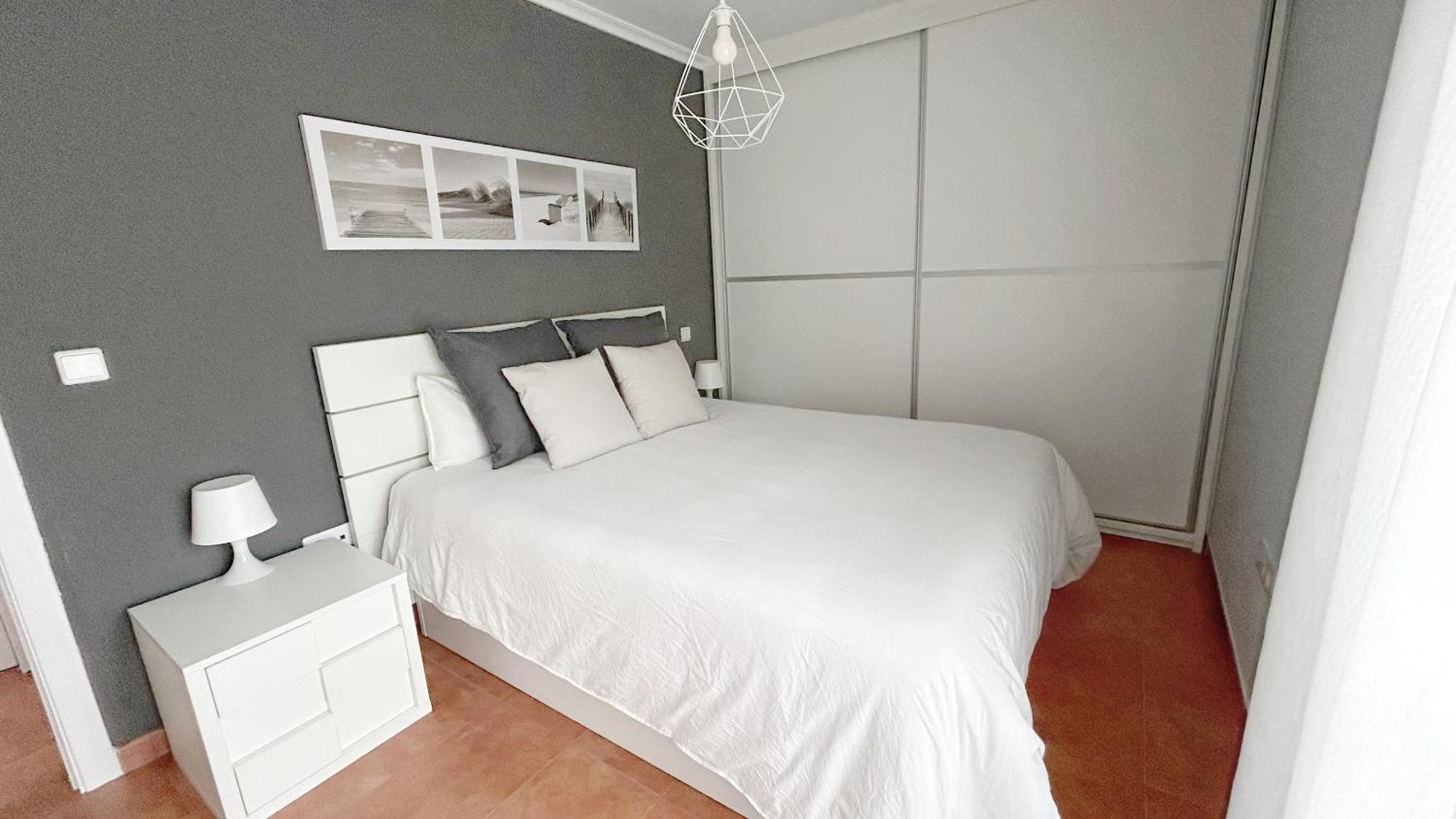 Comillas Bº Casasola - Residencial Lagos Azules - Netflix, Prime, Wifi & Free Indoor Parking Luaran gambar