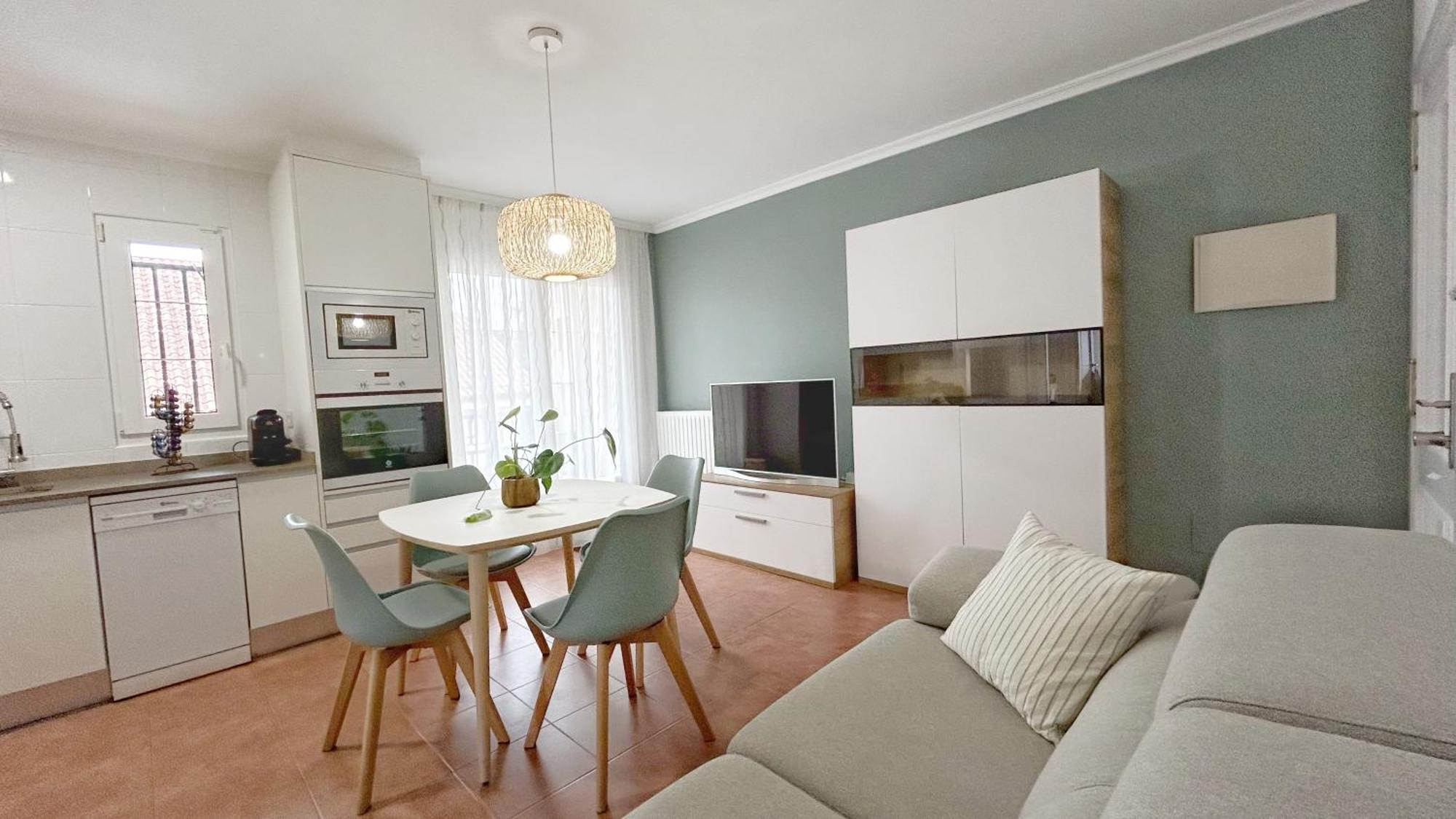 Comillas Bº Casasola - Residencial Lagos Azules - Netflix, Prime, Wifi & Free Indoor Parking Luaran gambar